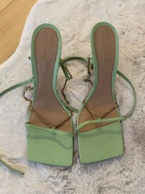 Bottega Veneta Pistachio Green Chain-Link Square-Toe Sandals